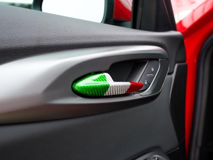 Dodge Hornet Interior Door Handle Trim Set - Carbon Fiber - Italian Theme